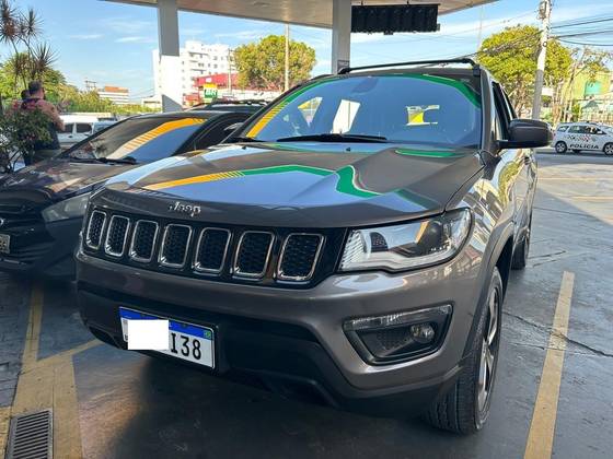 JEEP COMPASS 2.0 16V DIESEL LONGITUDE 4X4 AUTOMÁTICO JEEP COMPASS 2.0 16V DIESEL LONGITUDE 4X4 AUTOMÁTICO